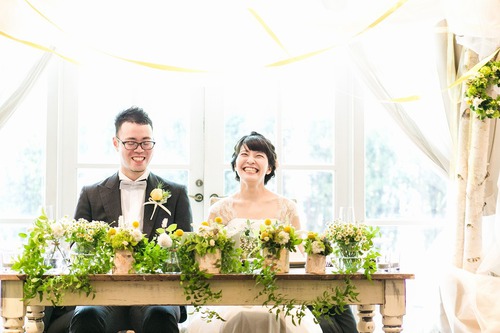 結婚式　オリジナルウェディング　ウェディングデザインラボ　高砂　高砂席　メインテーブル　装飾　ヴィラブランシュ　森