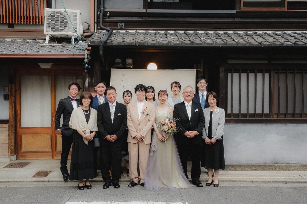 京都のもやし町家で家族婚の結婚式