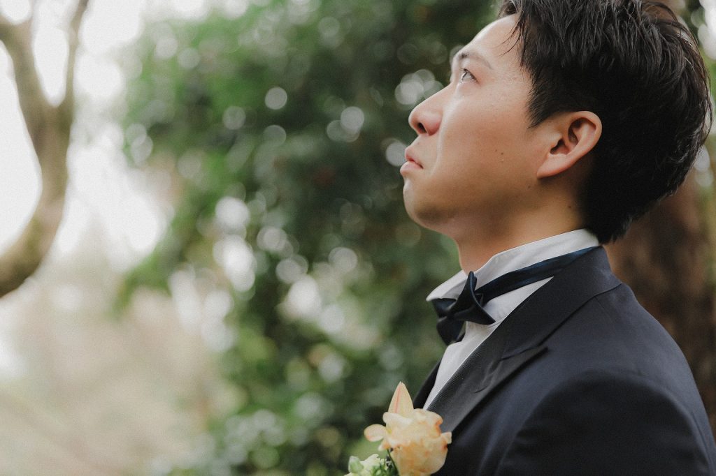 森の中での結婚式