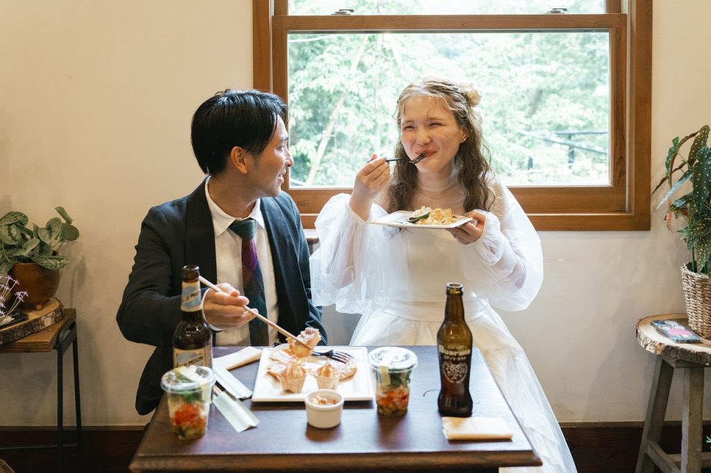 ビュッフェスタイルのカジュアルな結婚式