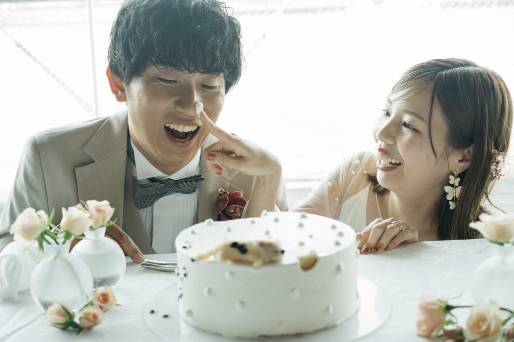 ウェディングケーキ　デザイン