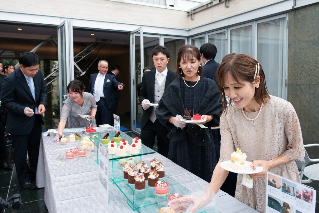 結婚式　デザートビュッフェ