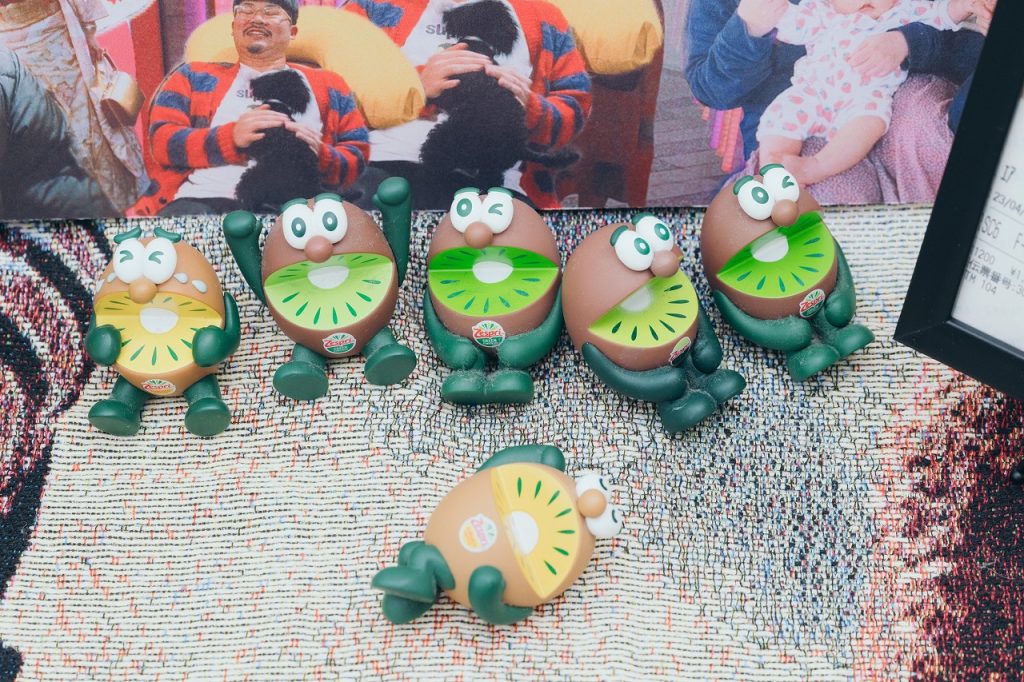 結婚式　レトロポップ