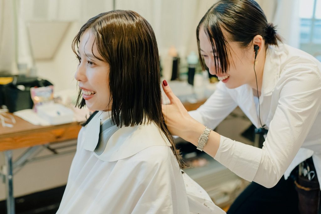 結婚式お色直しでヘアカット