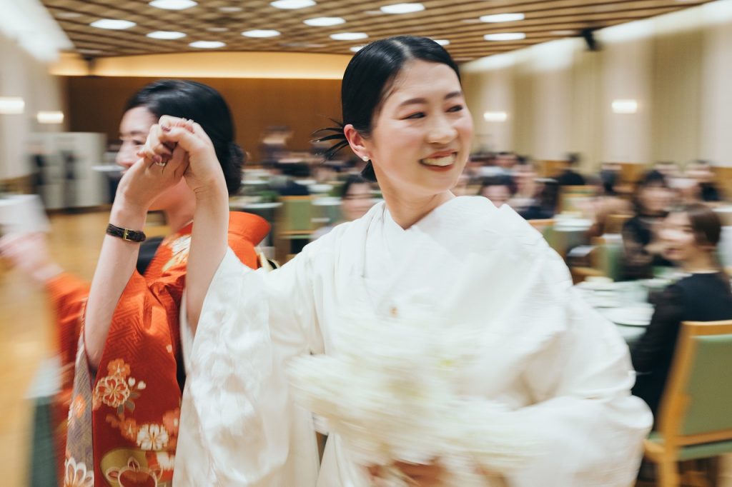 お酒をテーマにした綿業会館での結婚式