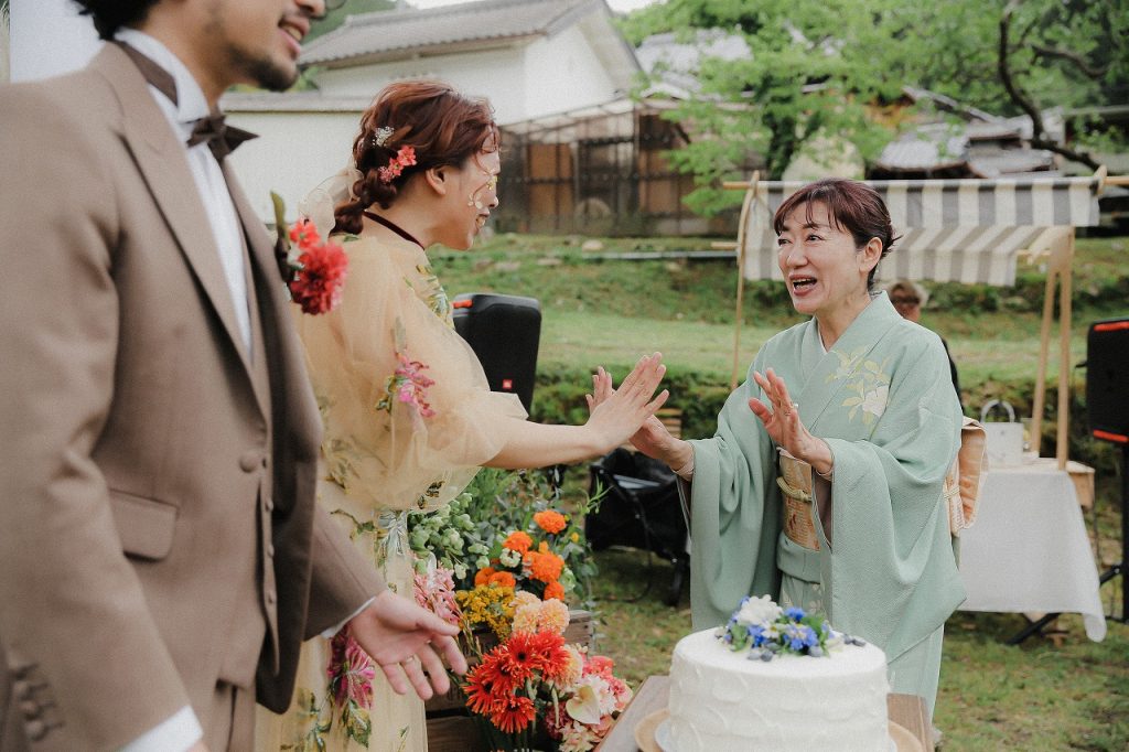 大阪の古民家レストランでガーデンウェディング