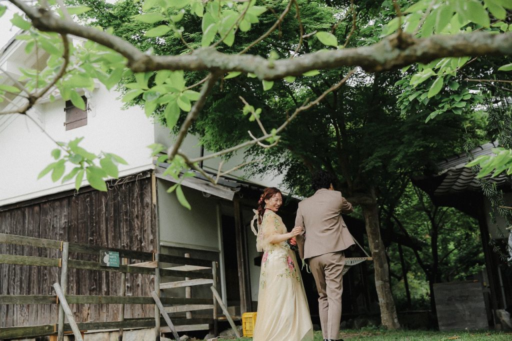 大阪の古民家レストランでガーデンウェディング