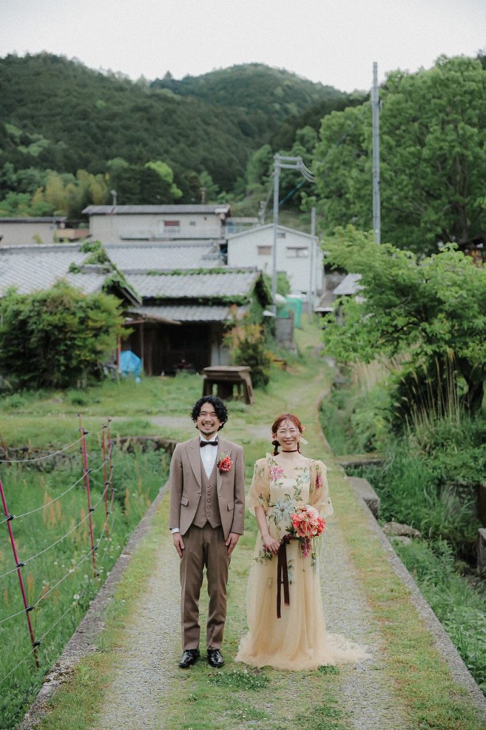 大阪の古民家レストランでガーデンウェディング