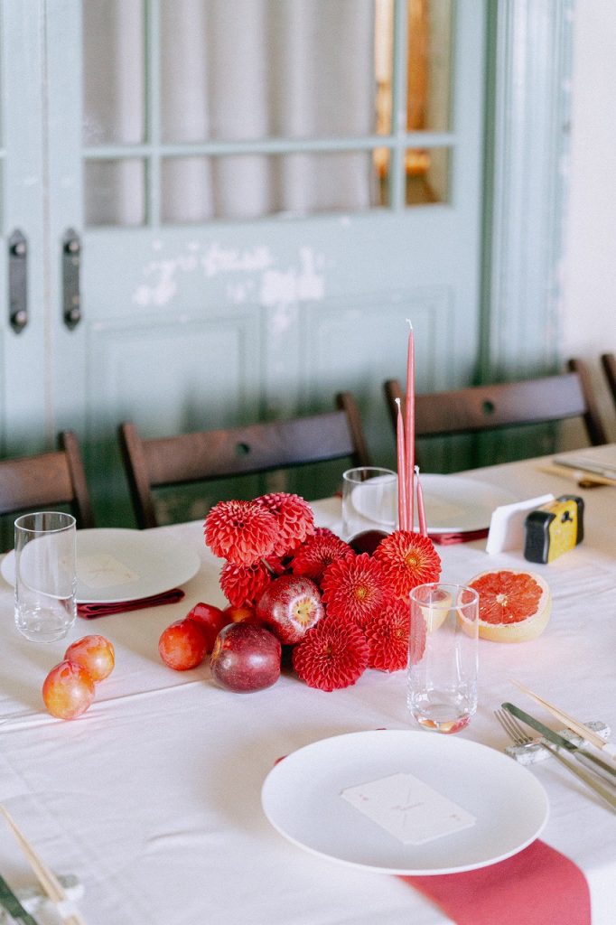 レッドのテーブル装飾