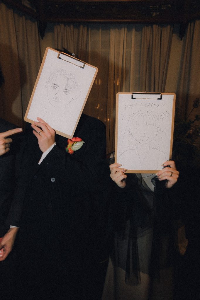 新郎新婦の似顔絵