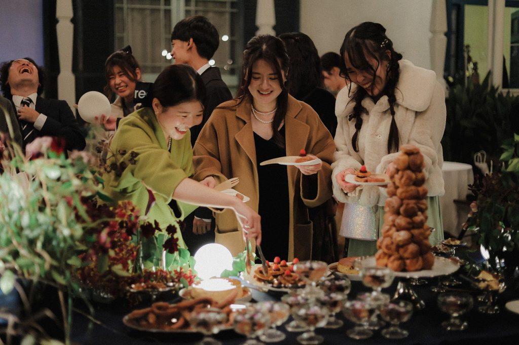 ガーデンでデザートタイム