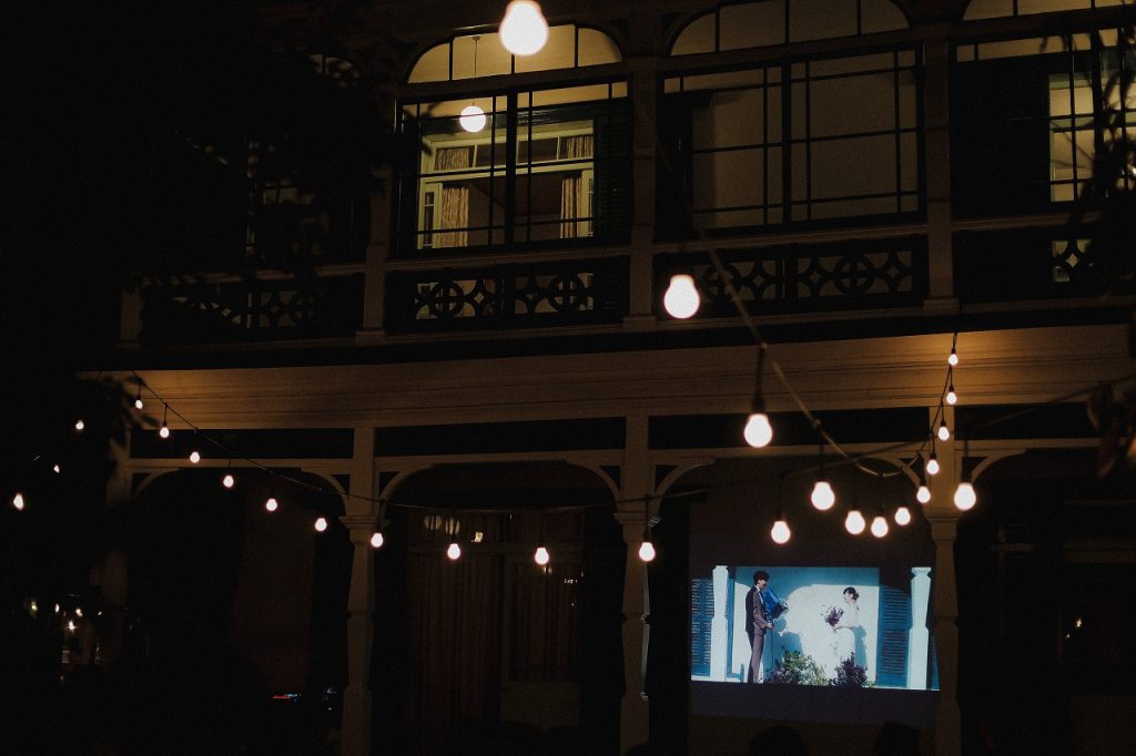 ナイトガーデンでのムービー上映