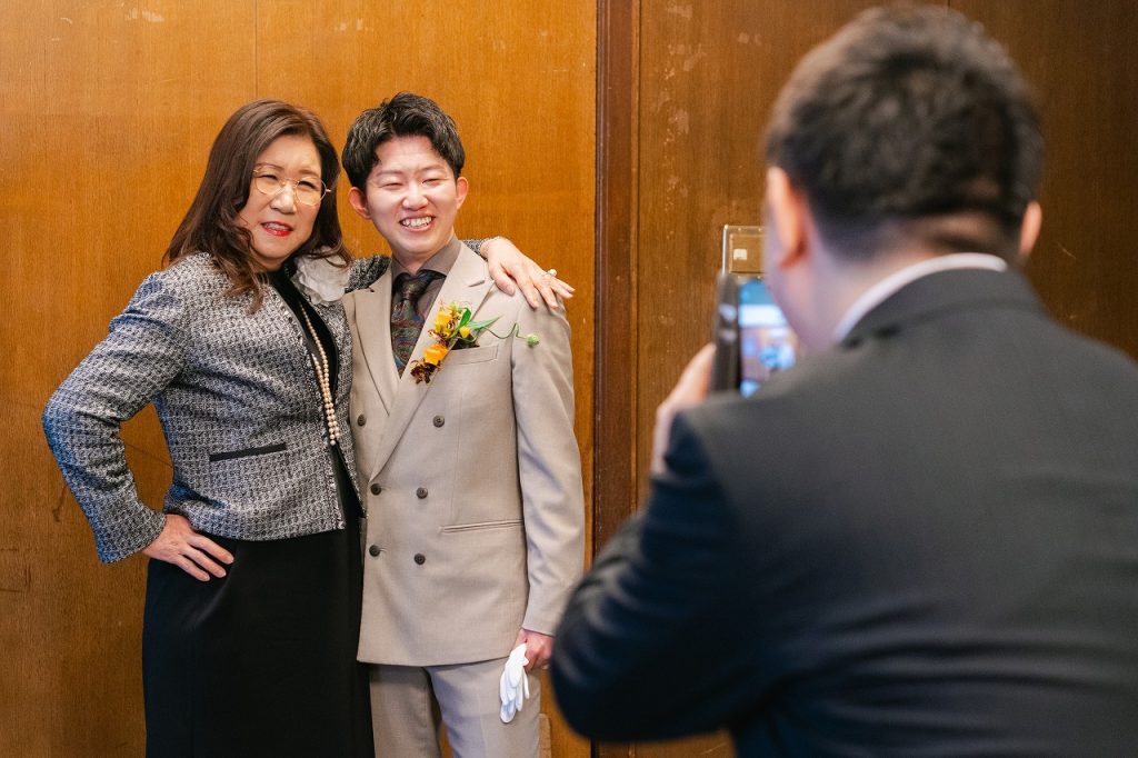 大阪倶楽部でアットホームなレトロウェディング