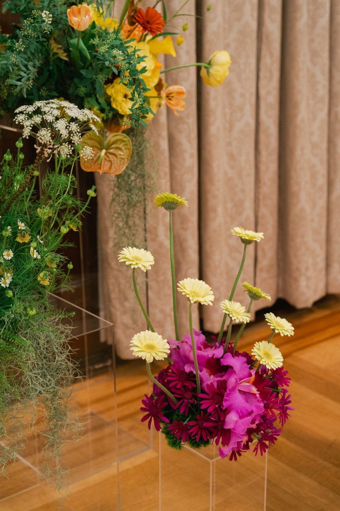 大阪倶楽部でアットホームなレトロウェディング