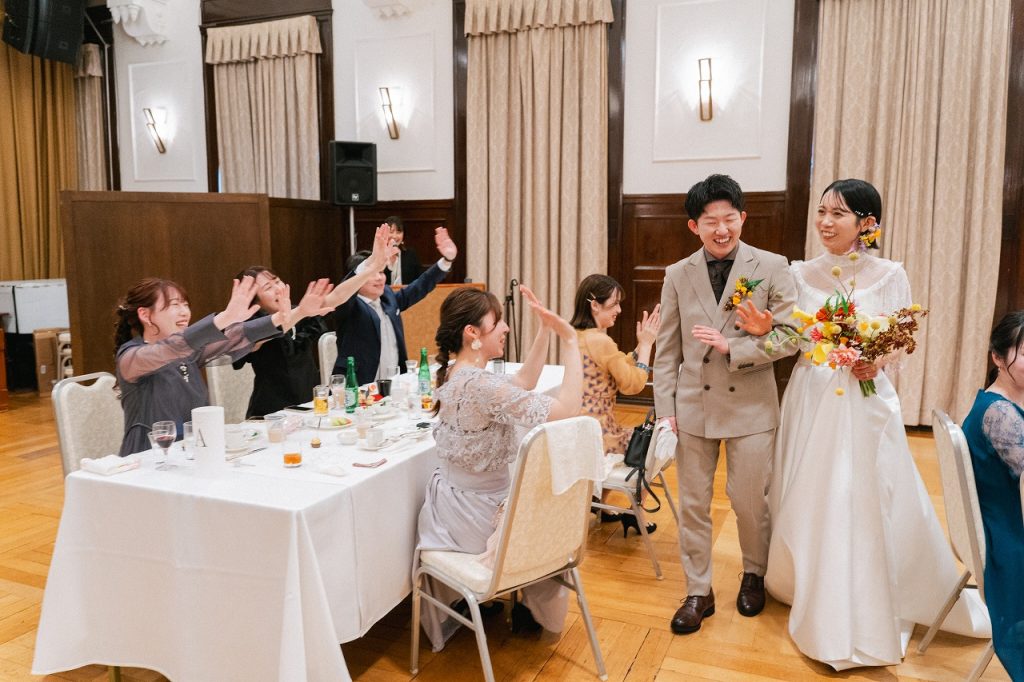 大阪倶楽部でアットホームなレトロウェディング