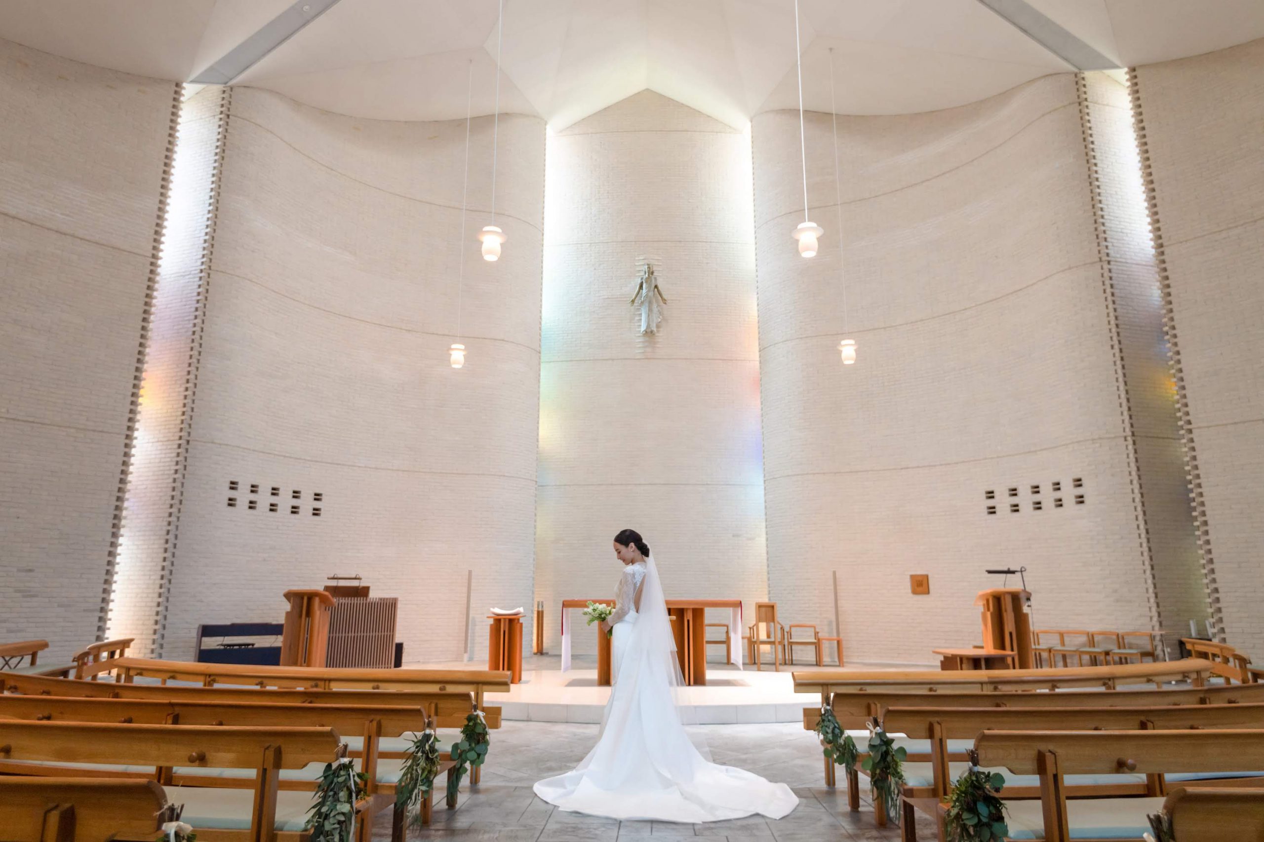 関西版 本物の教会での結婚式 スタッフブログ 東京 大阪 神戸 京都のオリジナルウェディングプロデュース ウェディングデザインラボ